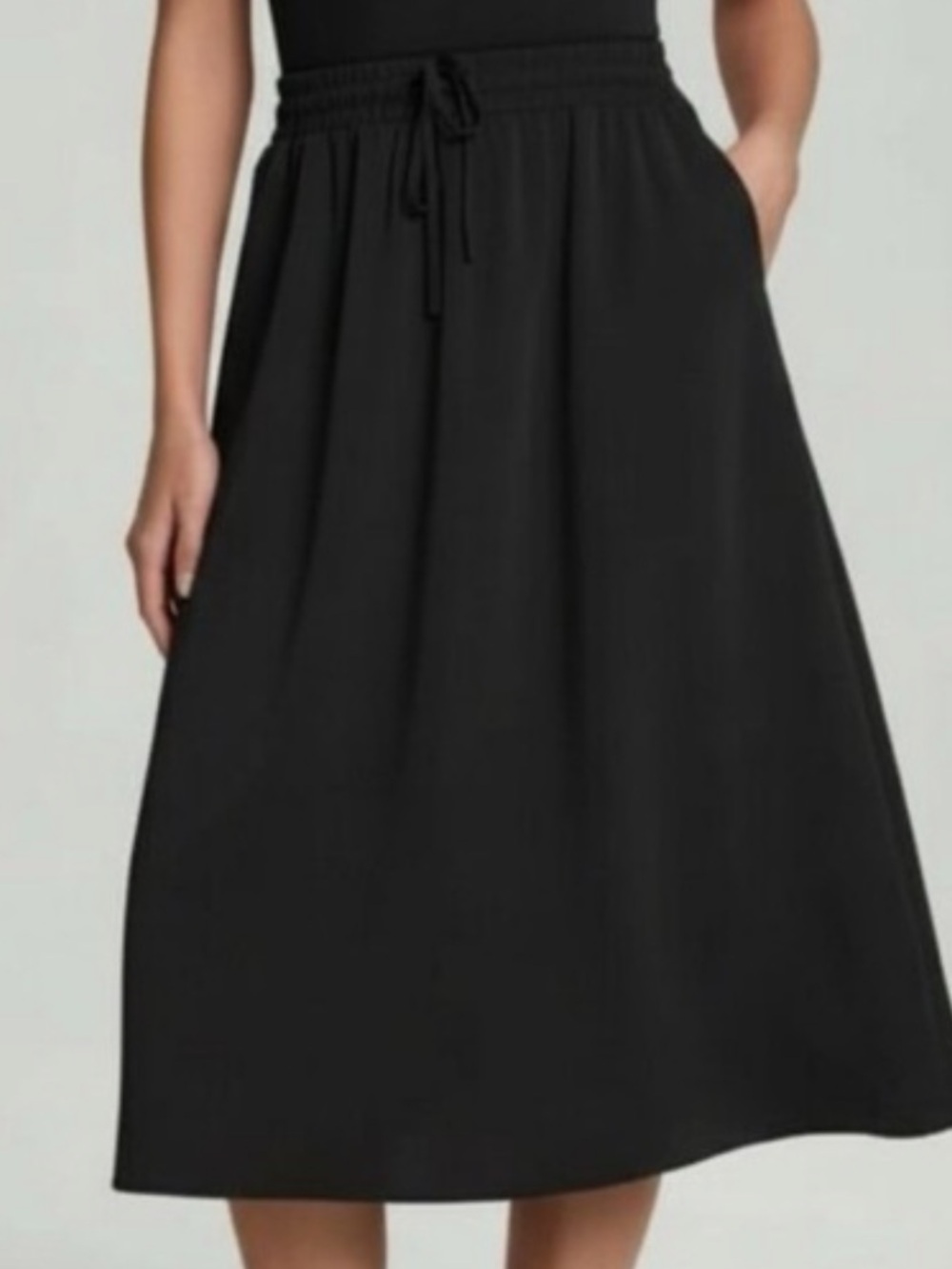 Spanx Sz M Luxe Drape MIDI Skirt Classic Black Minimalist Workwear Travel Boho